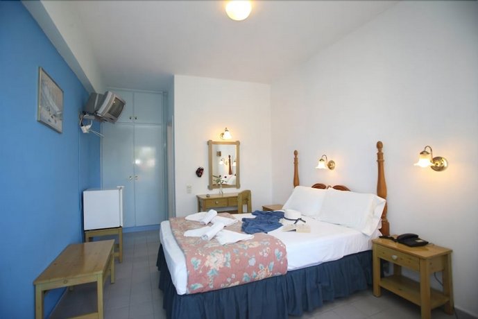 Dolphin Hotel