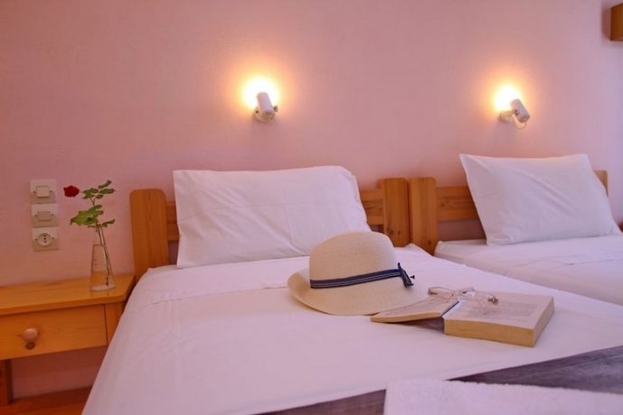 Dolphin Hotel