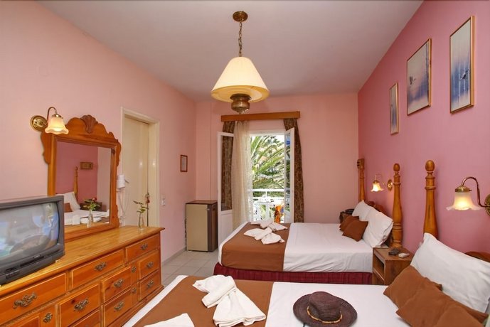 Dolphin Hotel