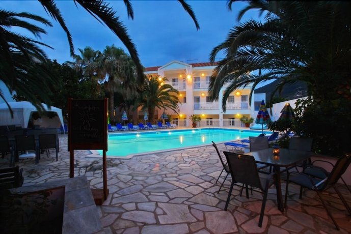 Dolphin Hotel