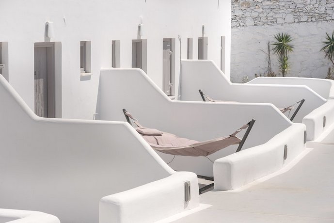 Akkadian Lgbt Boutique Hotel (ex. Three Shades Mykonos)