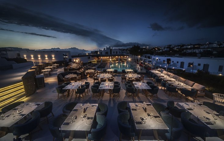 Akkadian Lgbt Boutique Hotel (ex. Three Shades Mykonos)