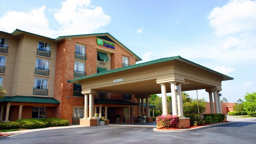 Holiday Inn Express & Suites Bluffton @ Hilton Head Area