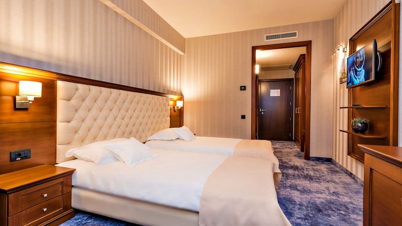 Hotel Briliant
