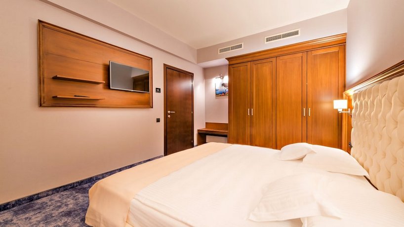 Hotel Briliant