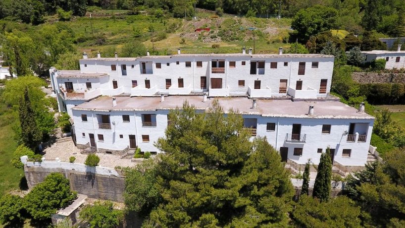 Apartamentos Rurales Poqueira