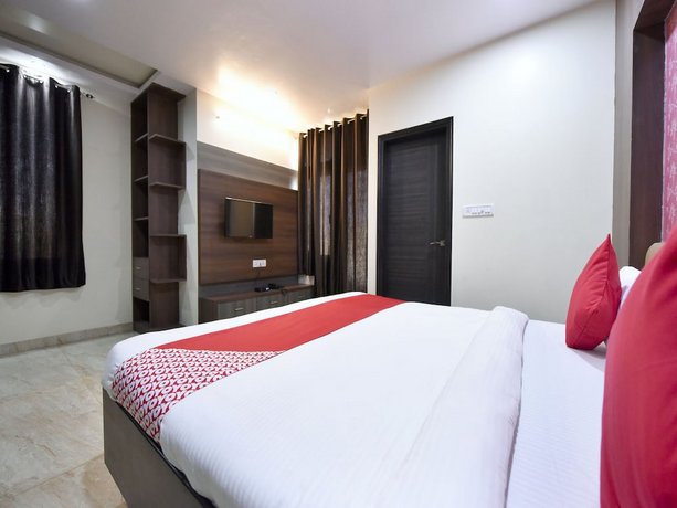OYO 12421 Hotel GT View