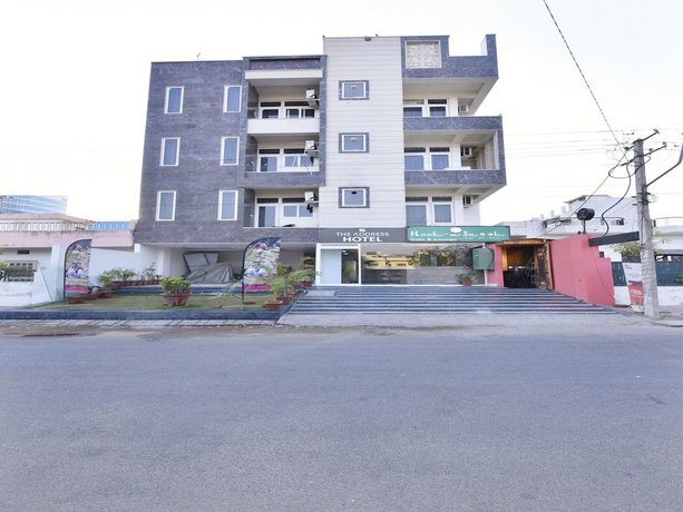 OYO 12421 Hotel GT View