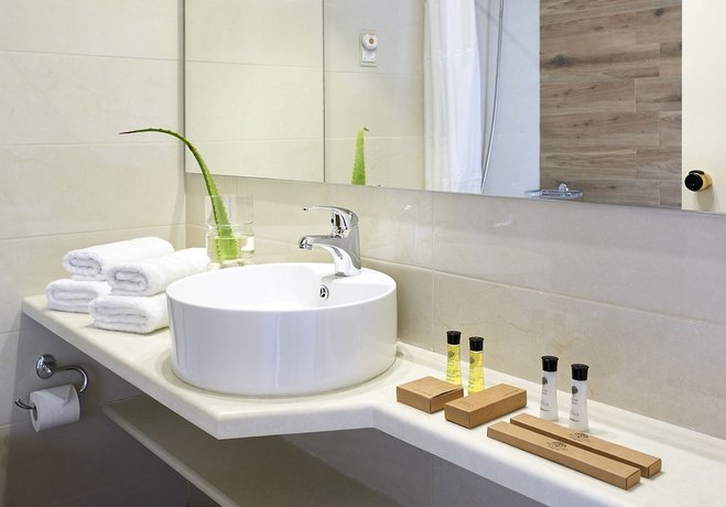 Malia Bay Beach Hotel & Bungalows