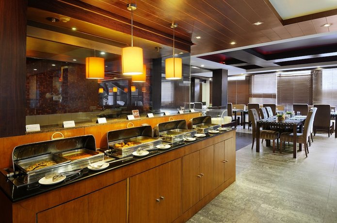 Quality Inn River Country Resort