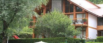 Quality Inn River Country Resort