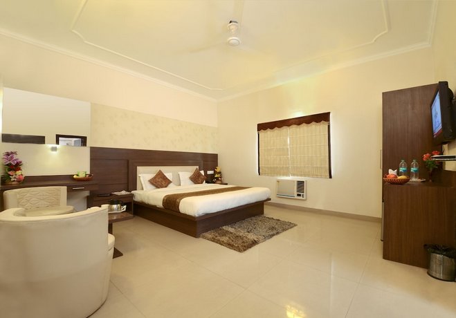 Hotel Mani Ram Palace