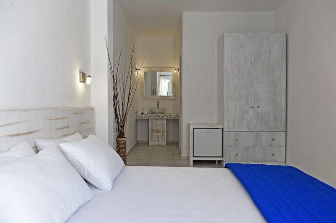 Porto Naoussa - Adults Only