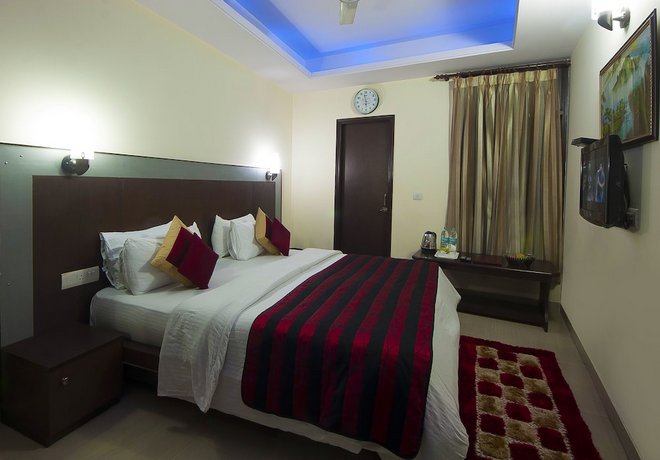 Airport Hotel Vishal Residency