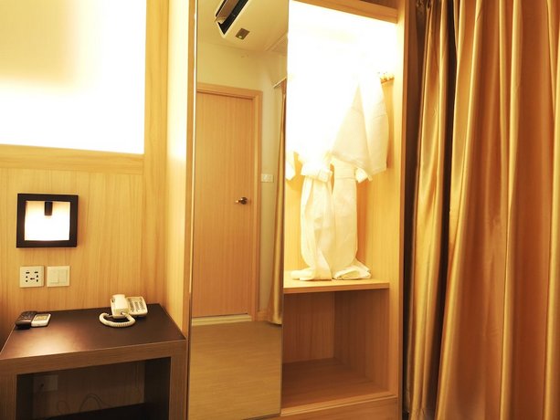 O2 Luxury Hotel