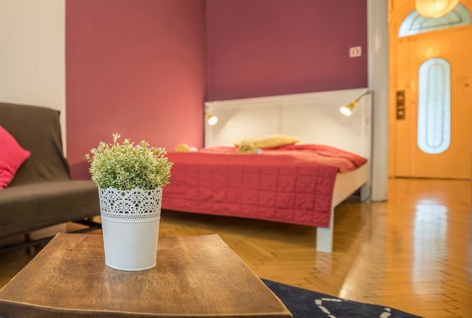 Miso Apartment