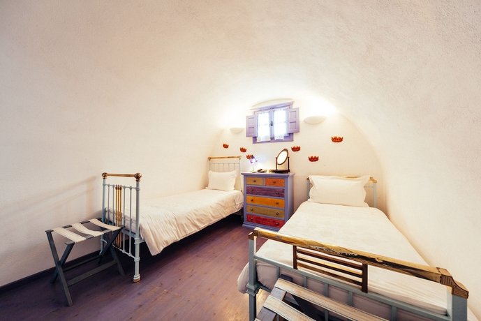 Aegagros Caldera Houses