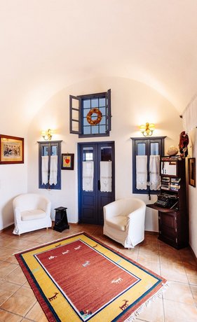 Aegagros Caldera Houses