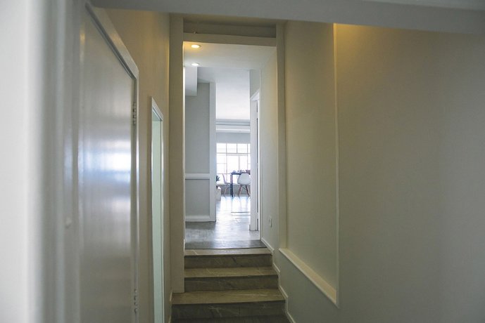 CLH Suites Domingos Ferreira