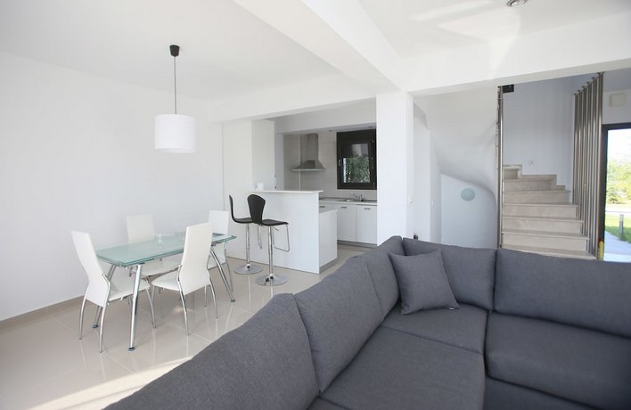 Sunny Sani Luxury Villas