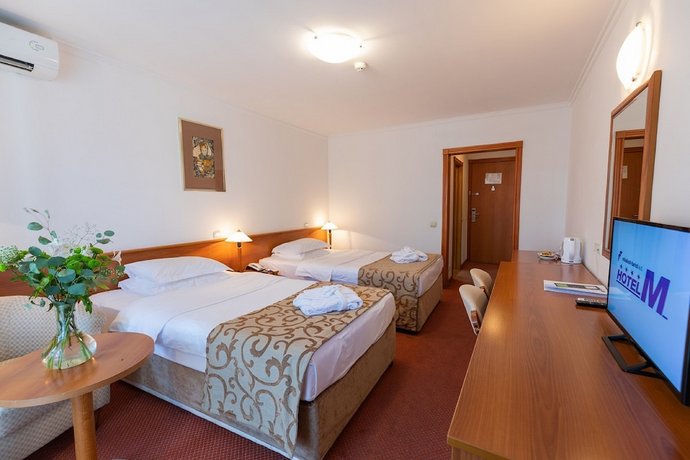 Hotel M