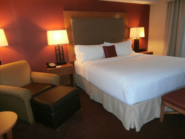 Holiday Inn Oakland Airport