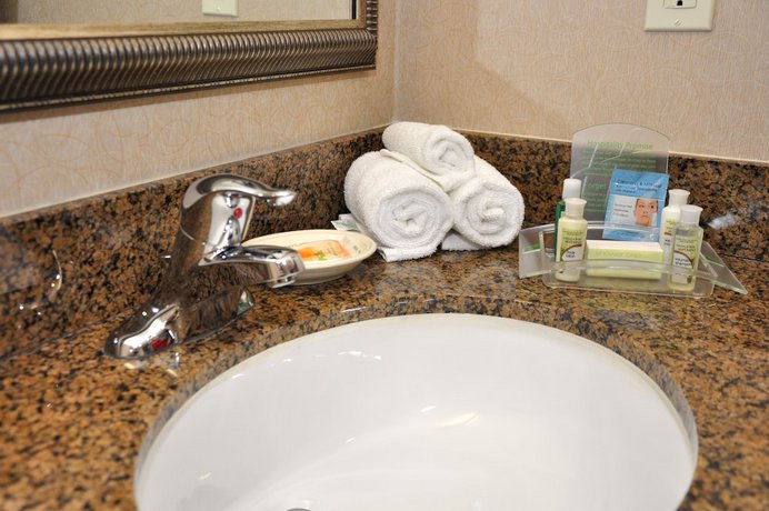Holiday Inn Oakland Airport