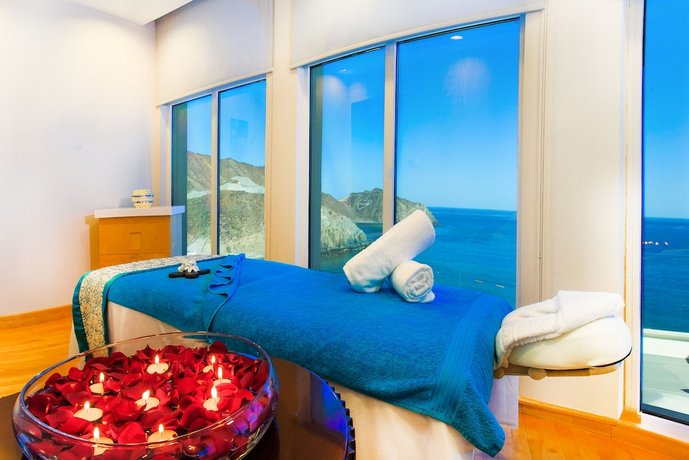 Oceanic Khorfakkan Resort & Spa