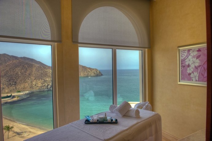 Oceanic Khorfakkan Resort & Spa