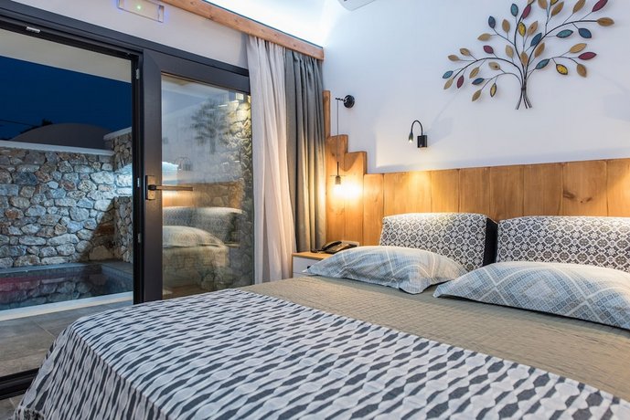 Aurum Santorini