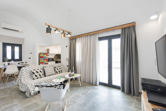 Aurum Santorini