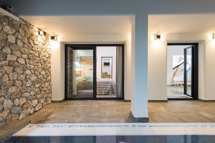 Aurum Santorini