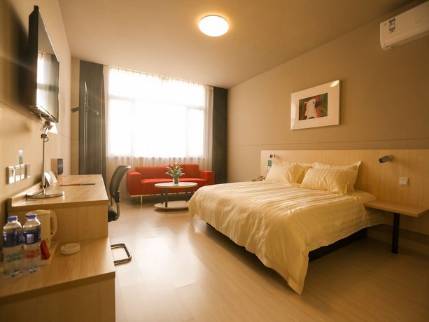 Jingjiang Inn Shanghai Jiading Chengzhong Road