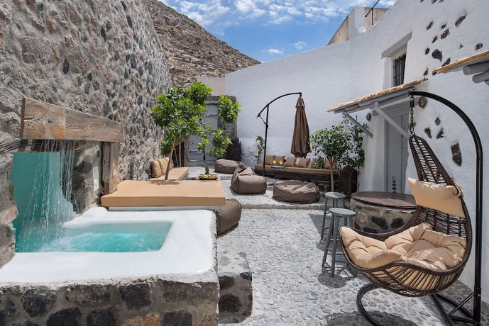 Dandy Cave Villa
