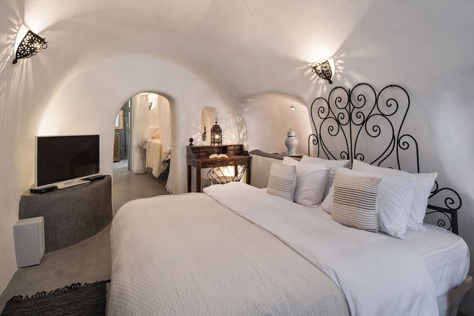 Dandy Cave Villa