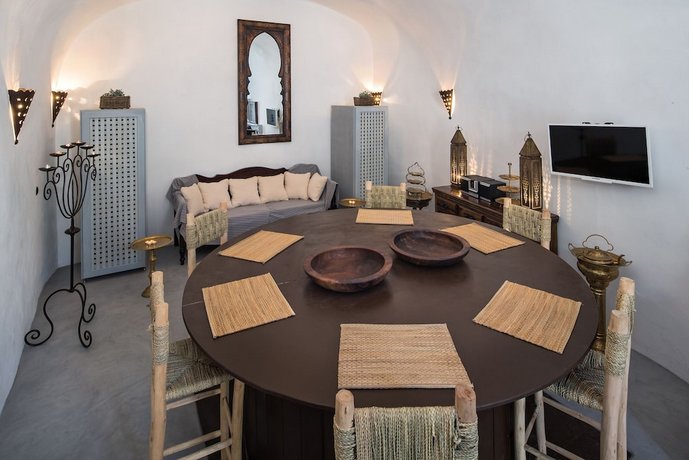 Dandy Cave Villa