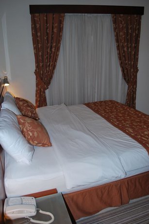 Al Deyafa Hotel Apartments