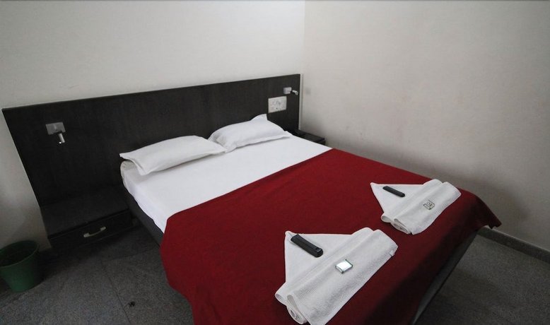 Soundarya Hotel