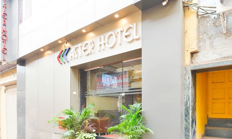 OYO 9778 Aster Hotel