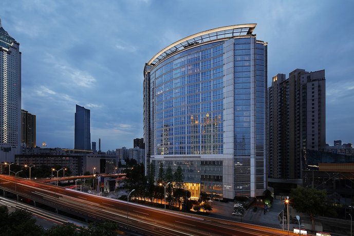New World Wuhan Hotel Han River China thumbnail