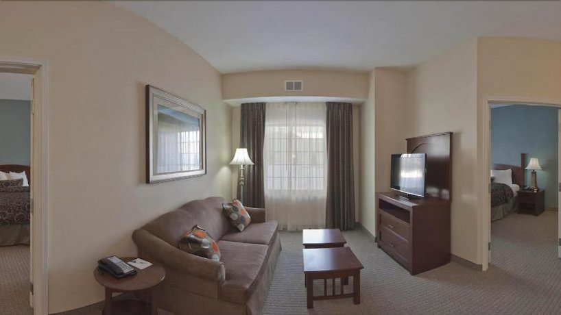 Staybridge Suites South Bend - University Area