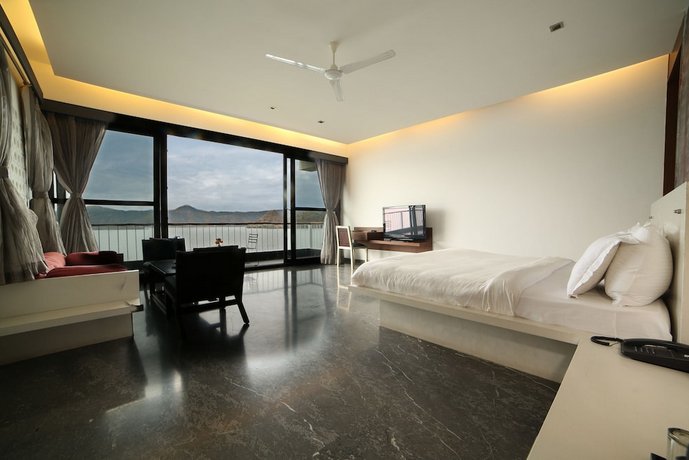 Jaisamand Island Resort
