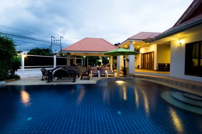 The Time Family 5 Bedroom Villa 92