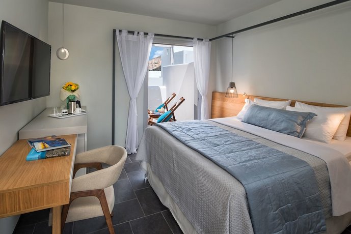 Meltemi Excelsior Suites