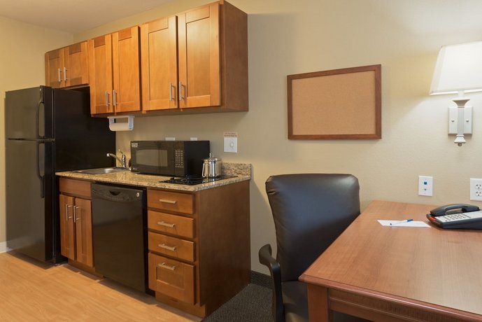 Candlewood Suites Tallahassee