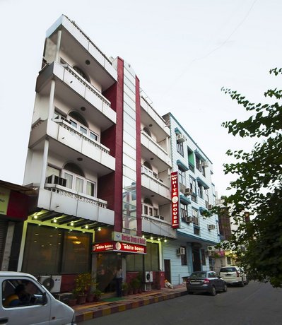 Hotel White House