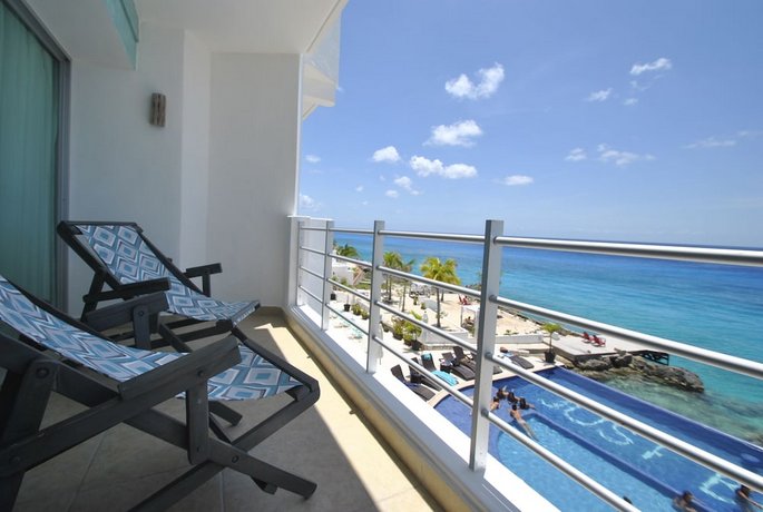 Hotel B Cozumel-Boutique by the Sea