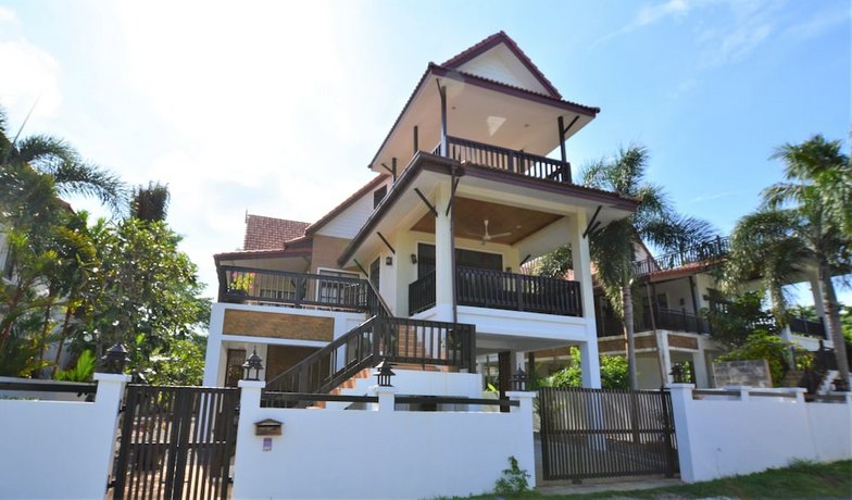 Amintra 4 Villa for rent Koh Lanta
