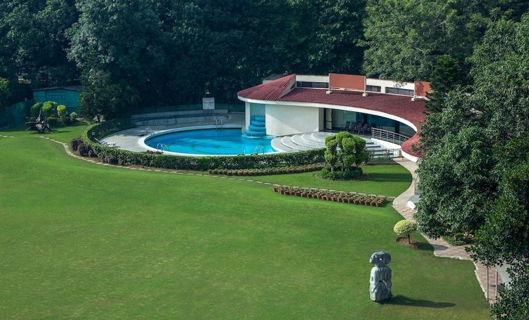 Hotel Mountview Chandigarh