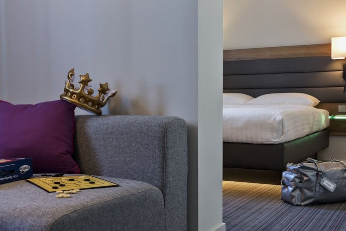 MOXY Vienna Airport